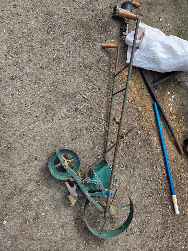 gereedschap voor zaden, Tuin en Terras, Ophalen of Verzenden, Zo goed als nieuw