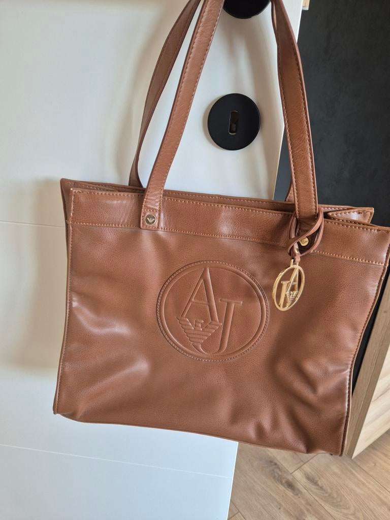 Armani Jeans leren handtas, Ophalen, Handtas