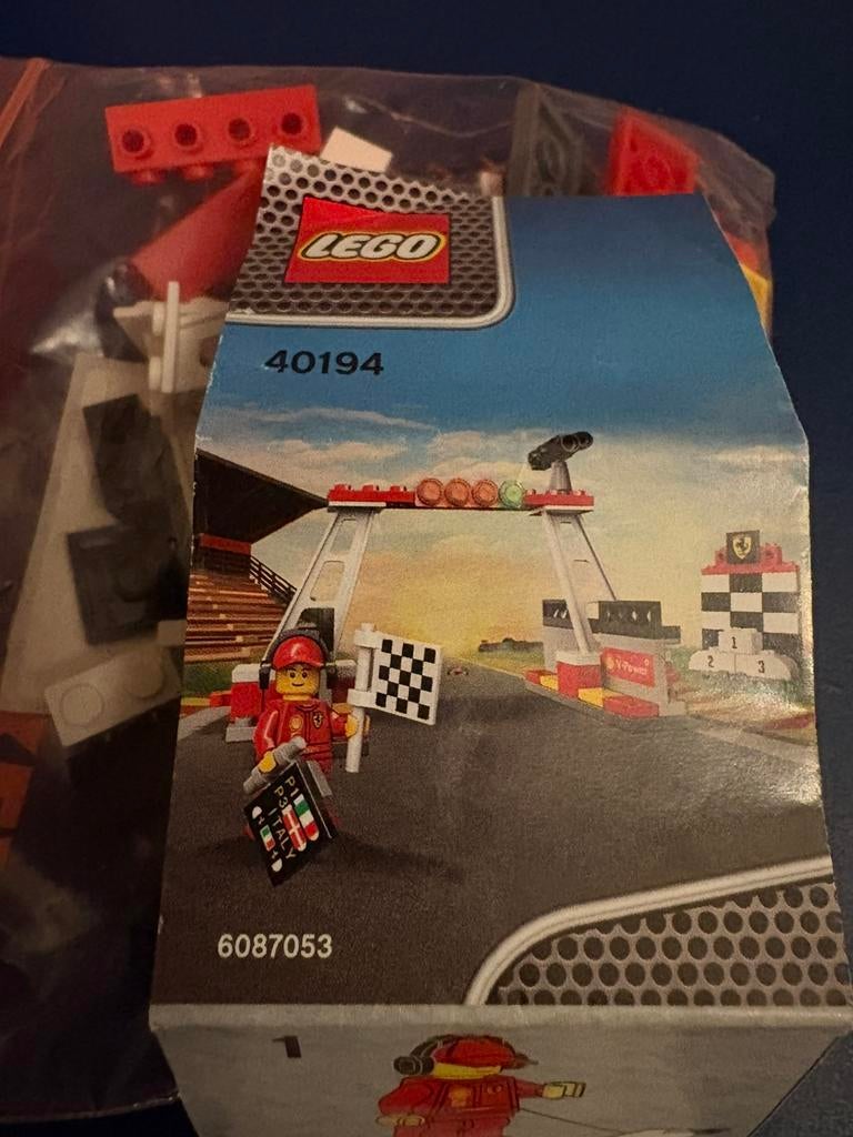 Lego 40194 : arrivée et étape de Formule 1, Enlèvement ou Envoi, Comme neuf, Lego
