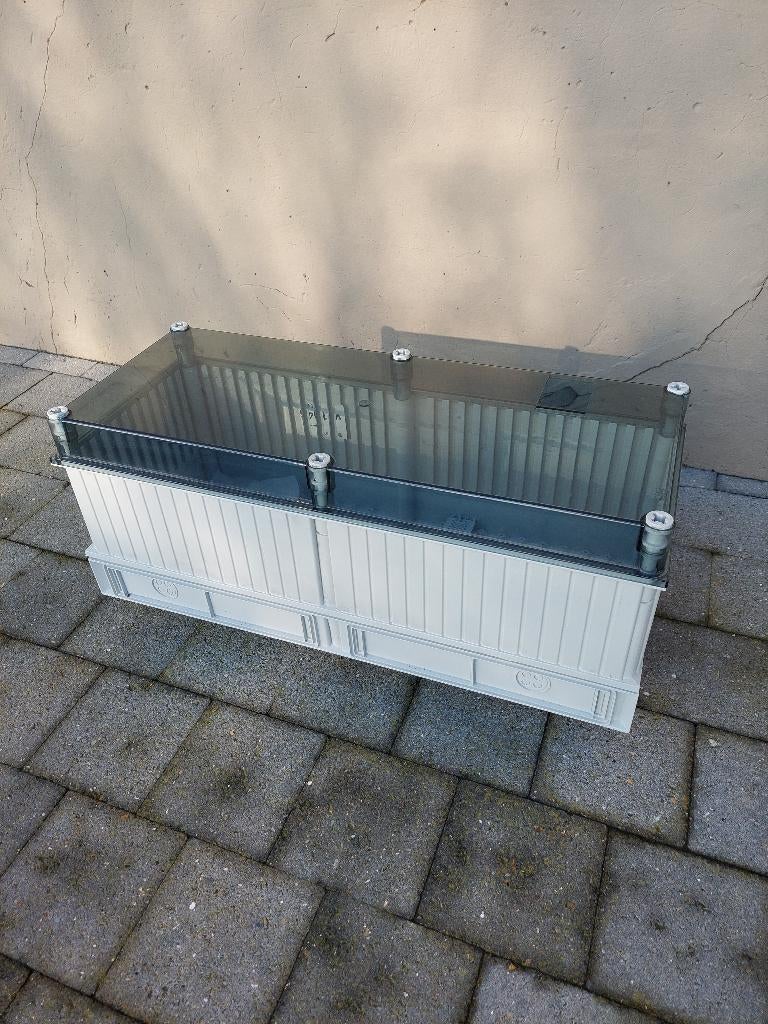 Elektriciteitskast met plaats voor hoofdschakelaar ., Doe-het-zelf en Bouw, Elektriciteit en Kabels, Ophalen, Nieuw, Overige typen