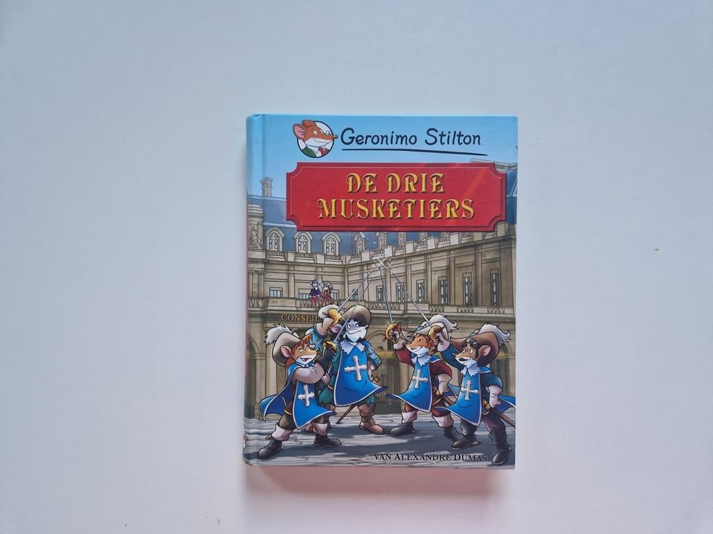 de drie musketiers, Ophalen, Zo goed als nieuw
