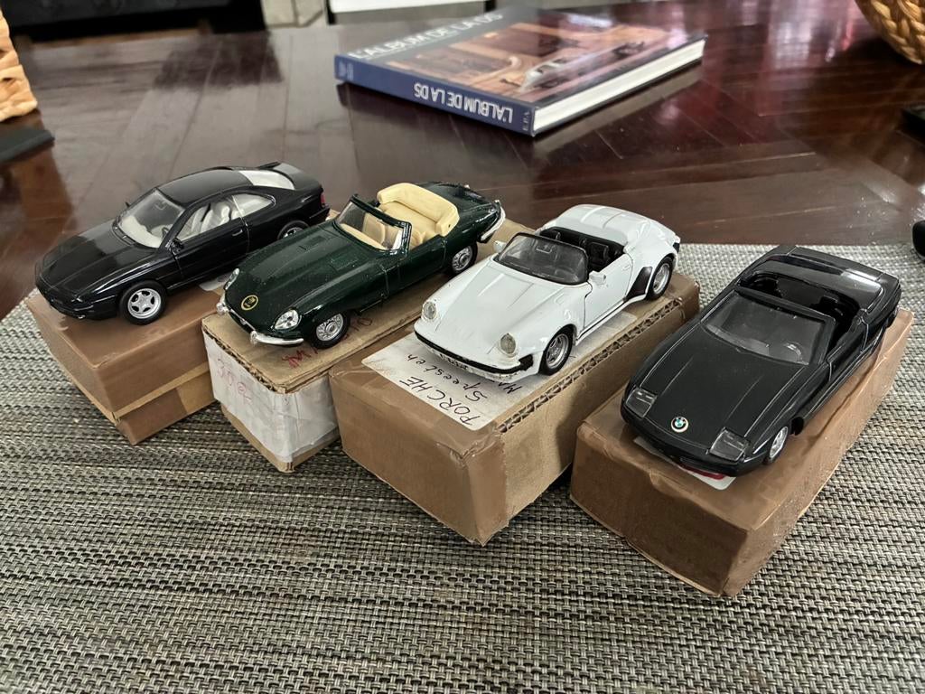 collection maisto 1/38 1/42 Porsche bmw jaguar, Enlèvement, Utilisé, Voiture