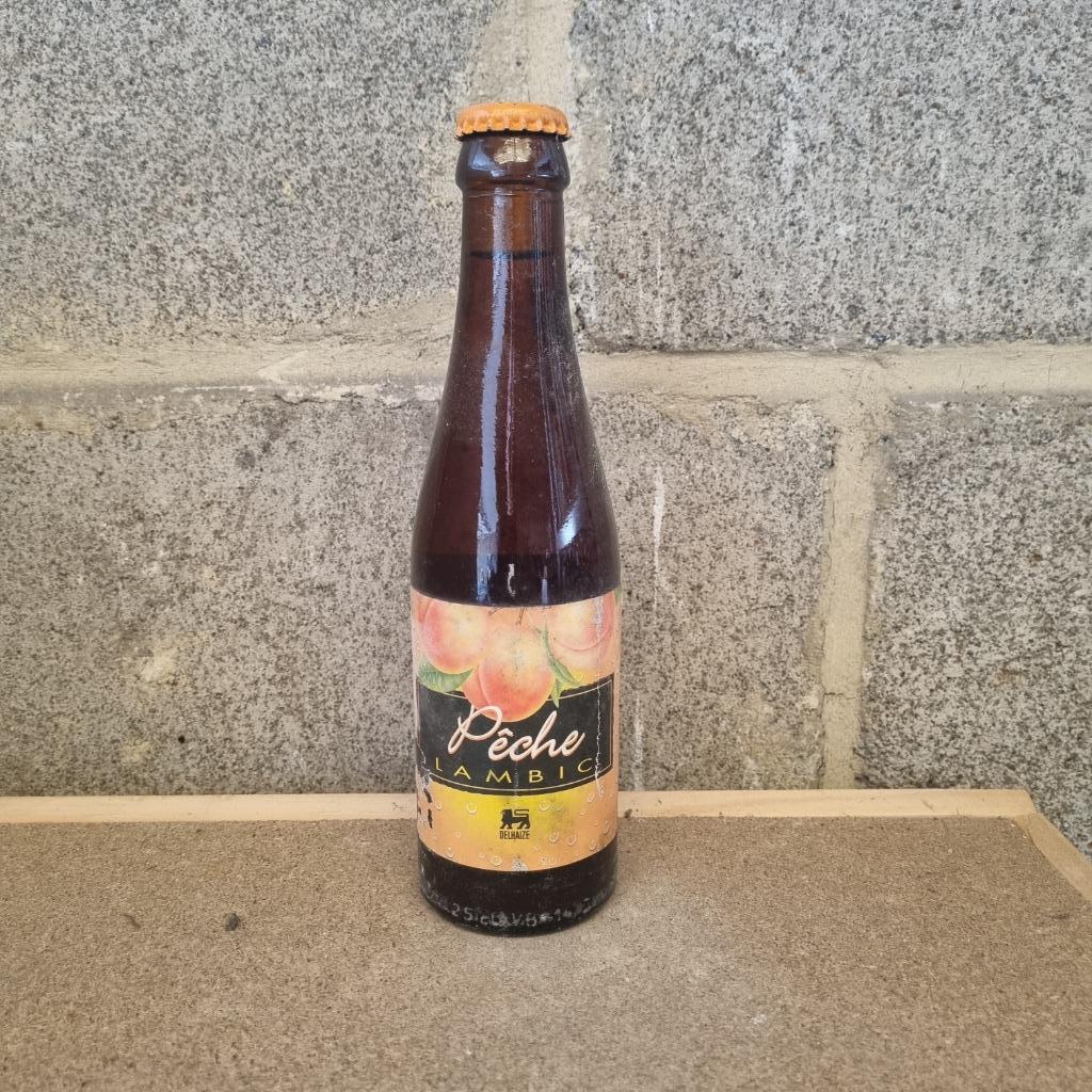 Bouteille de bière Pêche lambic Delhaize, Enlèvement ou Envoi, Utilisé, Bouteille(s), Autres marques