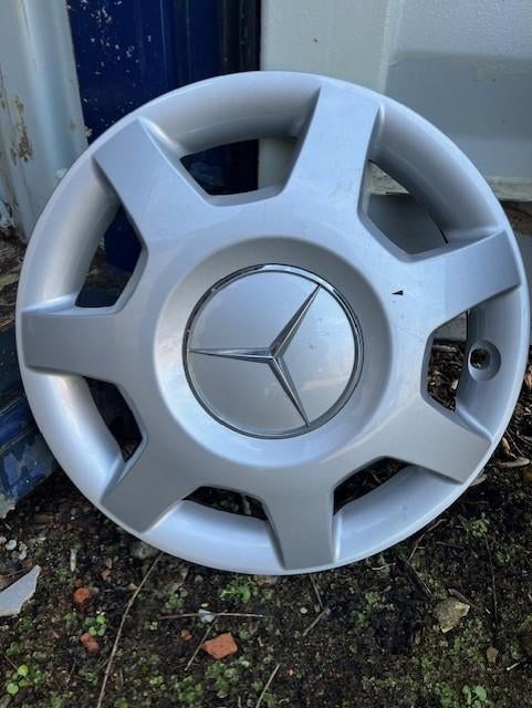Wieldeksels Mercedes 15'', Enlèvement, Utilisé