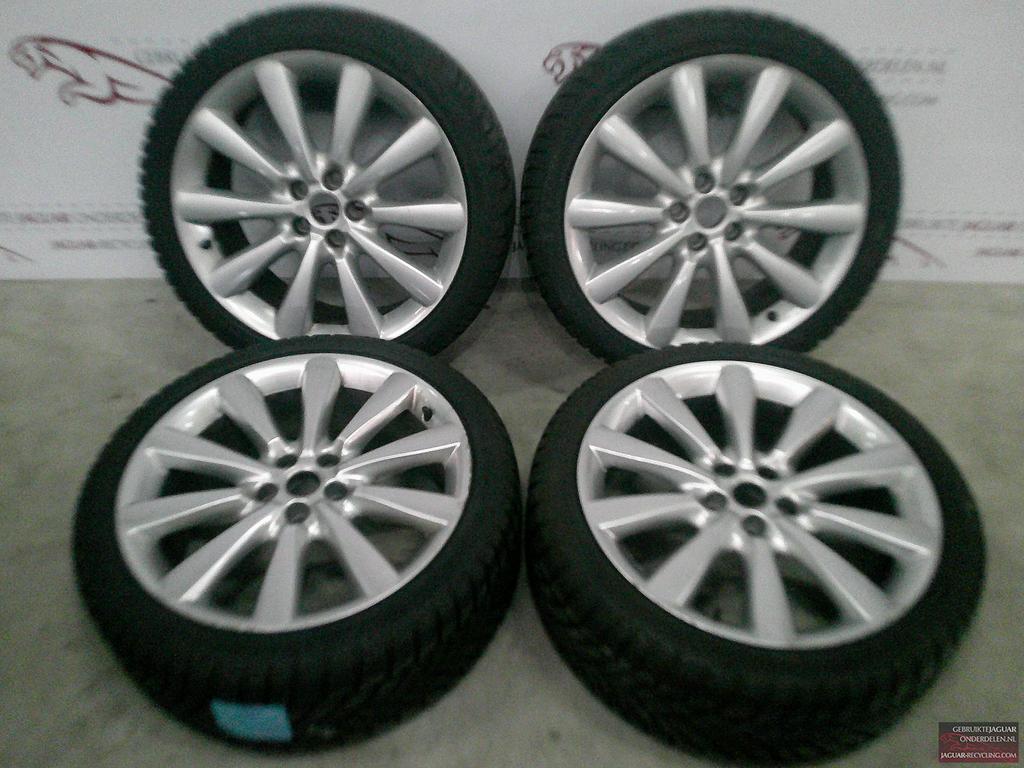 19″ Atura Jaguar XJ / XF velgen set met Dunlop Winterbanden, Pneus et Jantes, Véhicule de tourisme, -, 19 pouces