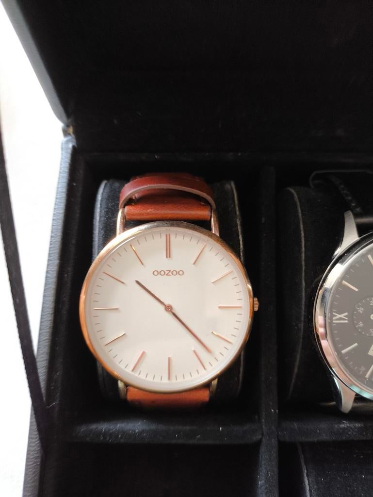 Lot de 4 montres état impeccable !!!, Enlèvement ou Envoi, Comme neuf, Cuir