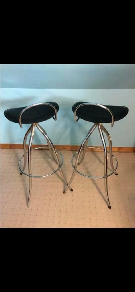 Très jolie paire de tabourets arrben/italy, Enlèvement, Utilisé, Cuir, Avec repose-pieds
