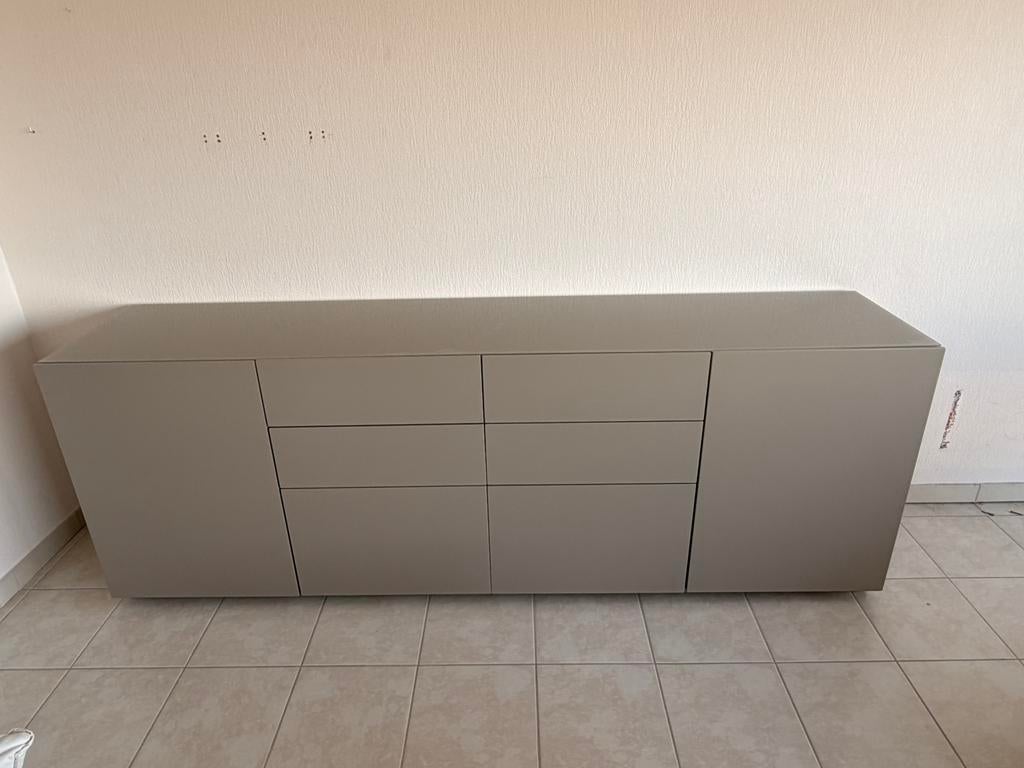 Moderne TV kast / Dressoirkast te koop., Ophalen, Zo goed als nieuw