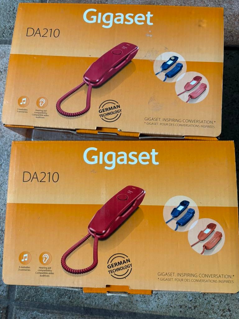 3 rode huistelefoons nog on verpakking, Telecommunicatie, Ophalen, Nieuw