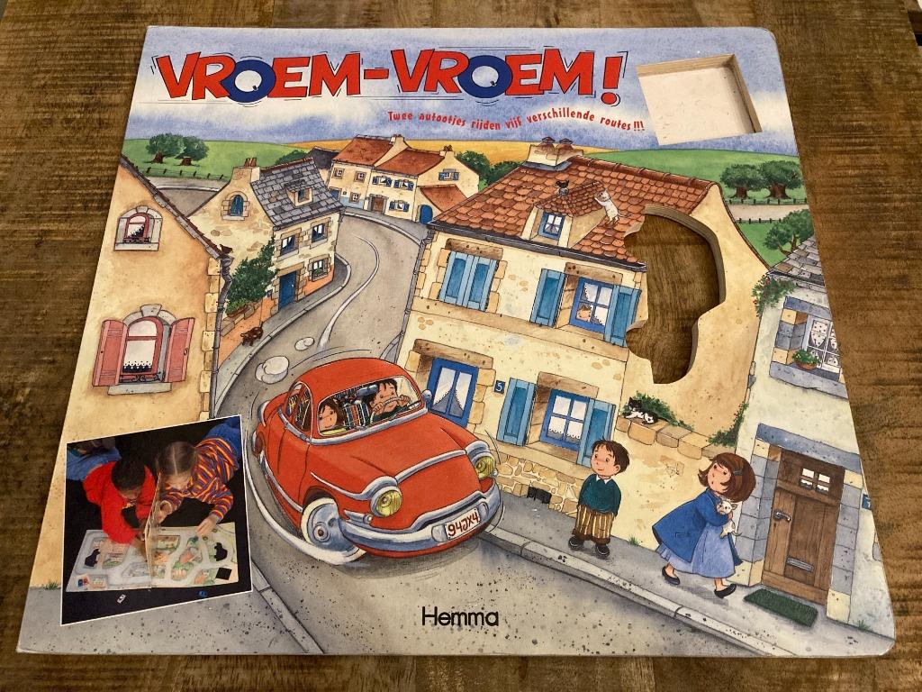 Kartonnen boek - Vroem-vroem - Hemma, Boeken, Kinderboeken | Kleuters, Ophalen of Verzenden, Gelezen