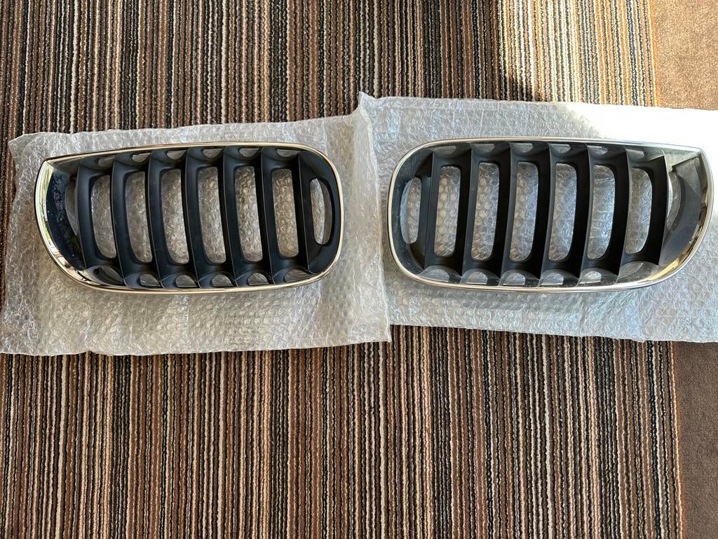 Grille avant BMW - calandre décorative pour BMW E83 - X3, Enlèvement ou Envoi, Utilisé, BMW, Capot moteur