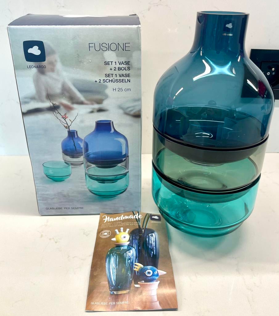 🆕Set de 3 verres Leonardo Fusione , vase et 2 plats, Maison & Meubles, Accessoires pour la Maison | Vases, Neuf, Bleu, Moins de 50 cm