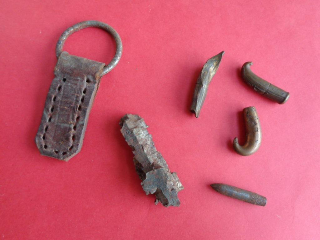 WO 1 bodemvondsten uit de Westhoek , 4 € /stuk, Verzamelen, Ophalen of Verzenden, Landmacht, Hulzen of Bodemvondsten