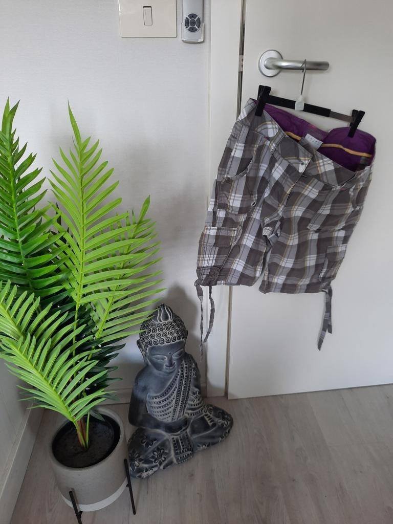 Short Esprit sport maat small, Kleding | Dames, Broeken en Pantalons, Ophalen of Verzenden, Zo goed als nieuw