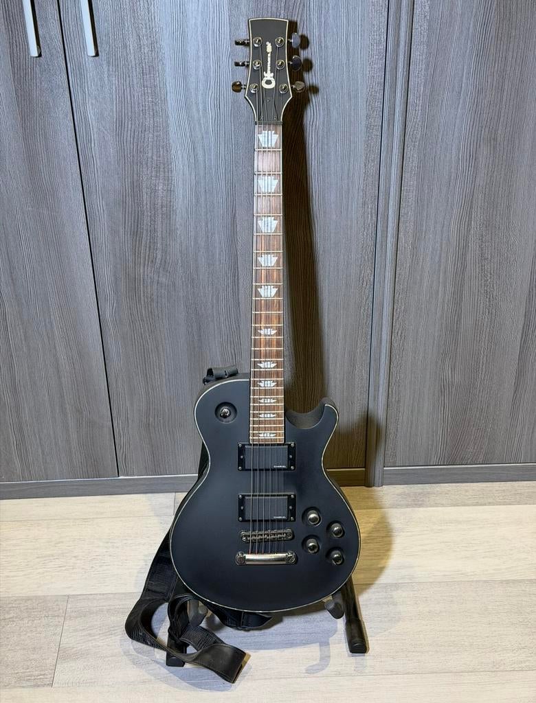 Charvel Desolation DS-2, Muziek en Instrumenten, Ophalen, Zo goed als nieuw