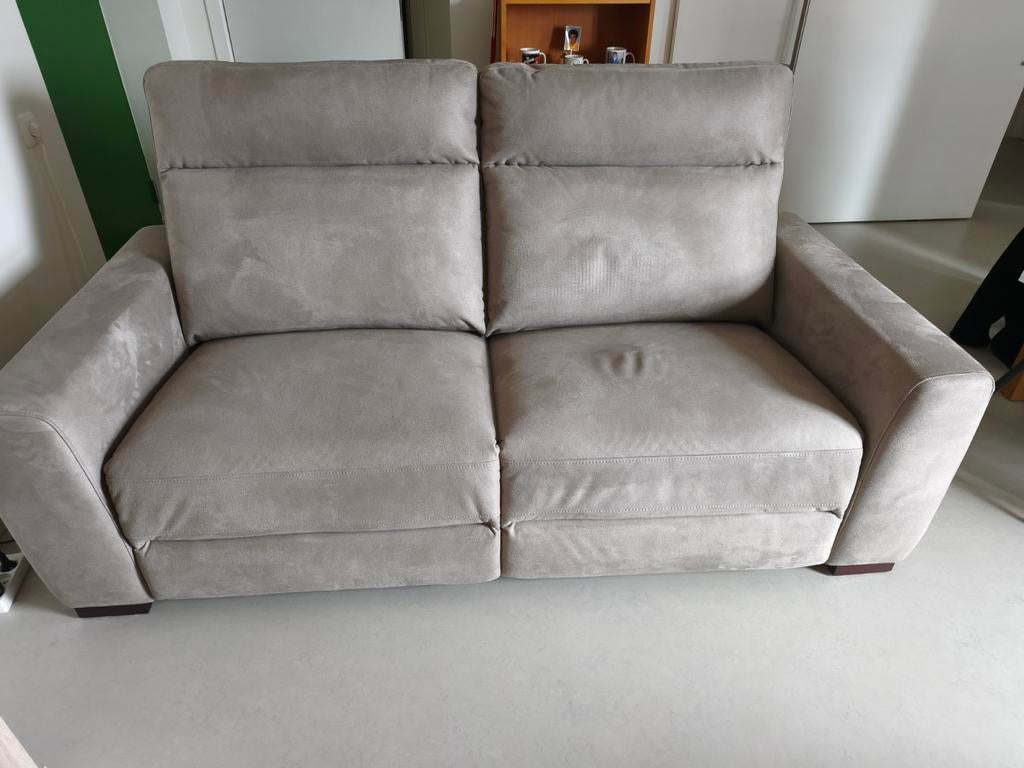 3 zit met elektrische voetbank, Ophalen