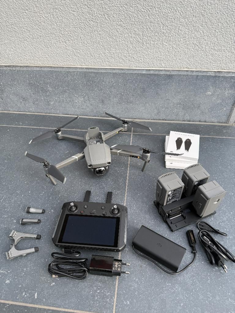 DJI Mavic 2 Pro – Smart Controller – metalen case - topstaat, TV, Hi-fi & Vidéo, Drones, 900 g à 4 kg, Qualité supérieure, Comme neuf