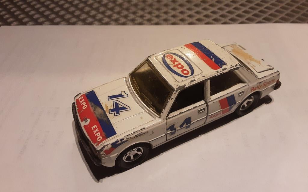 PEUGEOT 305 miniatuur, Ophalen of Verzenden, Gebruikt
