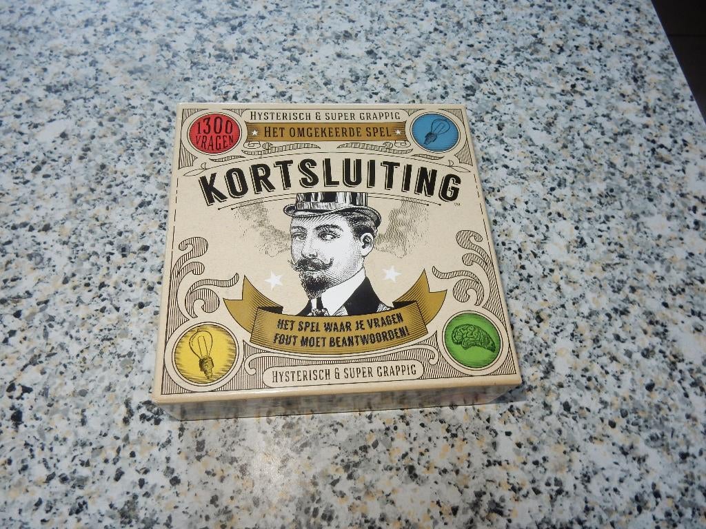 nr.61 - Kortsluiting - gezelschapsspel, Hobby en Vrije tijd, Ophalen of Verzenden, Zo goed als nieuw