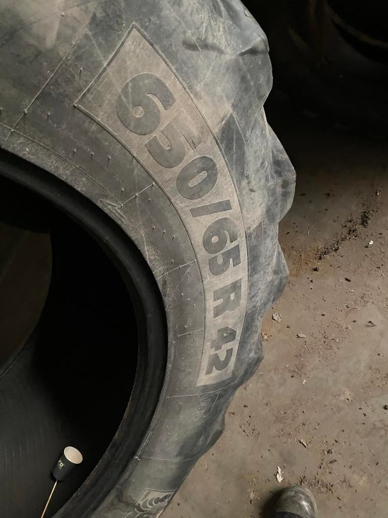 Michelin multibib 650/65R42, Zakelijke goederen, Ophalen