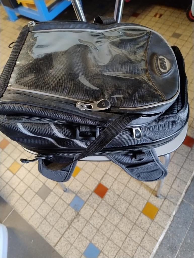 Tanktas givi, Motoren, Accessoires | Koffers en Tassen, Ophalen of Verzenden, Gebruikt