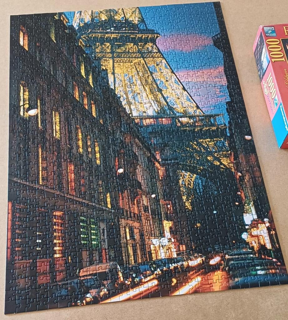 12) Puzzle ravensburger Tour Eiffel, Enlèvement, 500 à 1500 pièces, Utilisé, Puzzle
