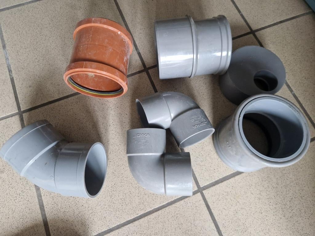 Lot van bochten en verloopstukken in alle maten, samen/apart, Doe-het-zelf en Bouw, Ophalen, Gebruikt, Bochten