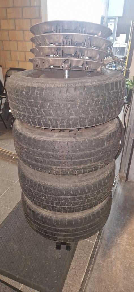 215-65-R15c winterbanden, Auto-onderdelen, Ophalen, Winterbanden