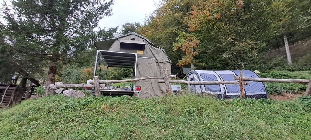 Motortrailer met Eezi Awn daktent, Ophalen