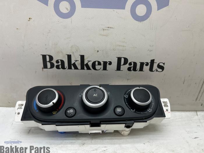 Panneau de commandes chauffage d'un Renault Megane, -, Renault, -, 3 mois de garantie
