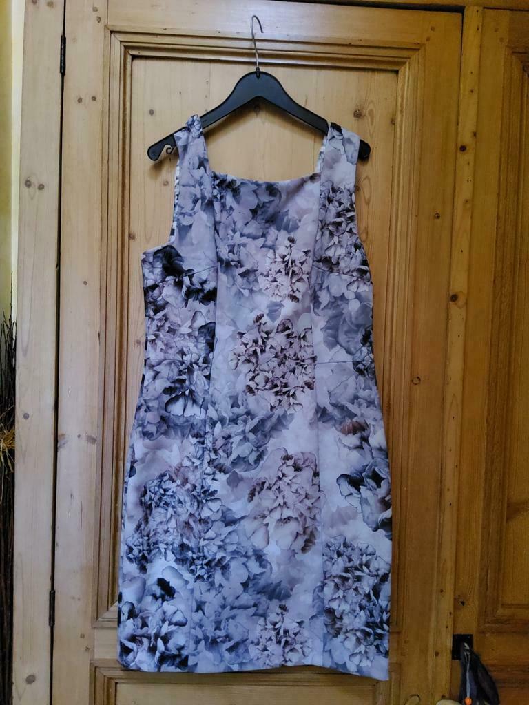 Nieuwe jurk of overgooier maat 42, Kleding | Dames, Ophalen of Verzenden, Maat 42/44 (L)