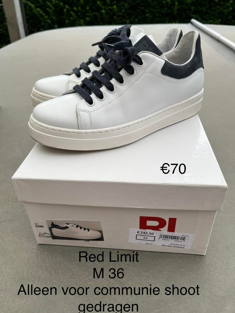Sneaker Red Limit maat 36, Ophalen of Verzenden, Zo goed als nieuw