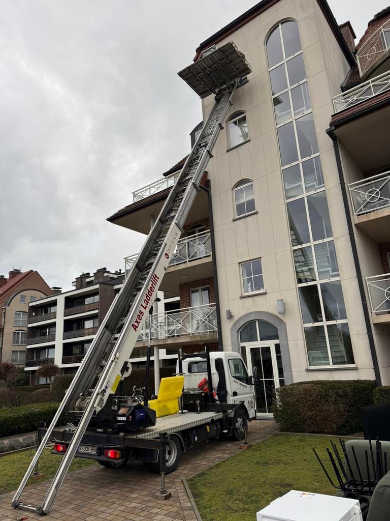 Iemand ladderlift nodig, Doe-het-zelf en Bouw, Ophalen, Zo goed als nieuw