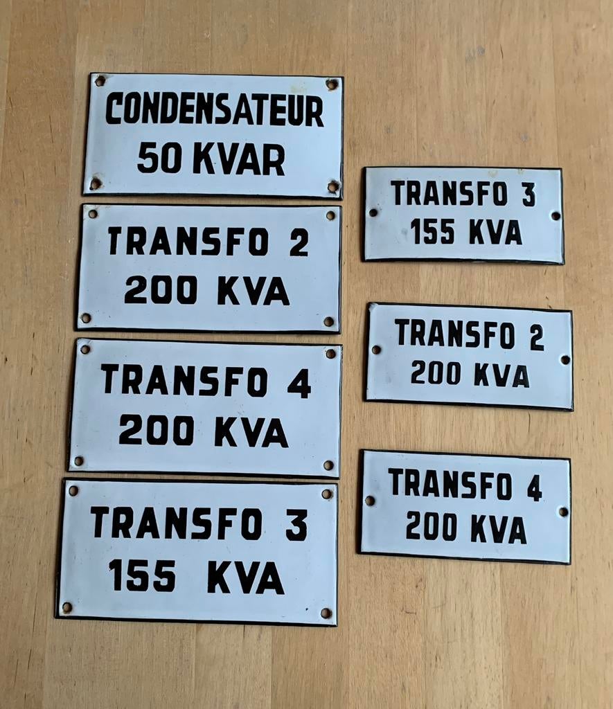 7 oude geëmailleerde plaatwerkplaten