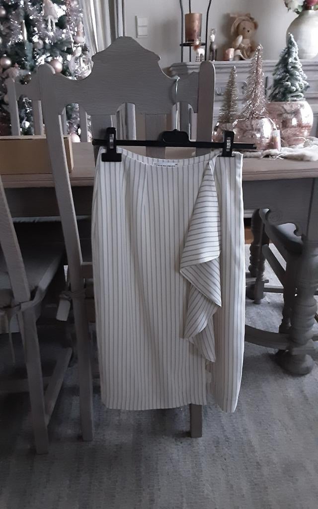 Damesrok met ruches.essentiel.XS, Enlèvement, Comme neuf, Taille 34 (XS) ou plus petite