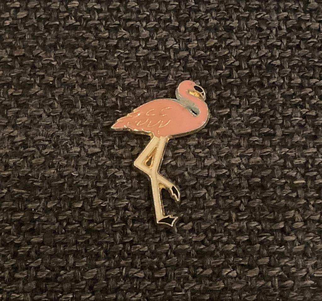 PIN - FLAMINGO - FLAMANT, Collections, Envoi, Utilisé, Animal et Nature, Insigne ou Pin's
