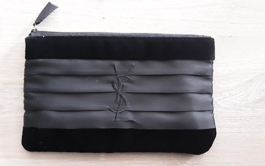 Trousse de toilette YSL, Enlèvement ou Envoi, Neuf, Noir, Femme