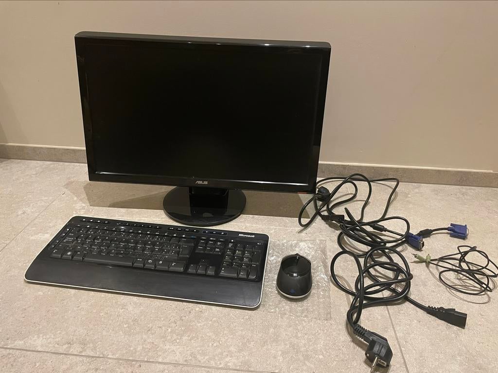 Scherm met toetsenbord en muis, Computers en Software, Ophalen, Gebruikt, Asus
