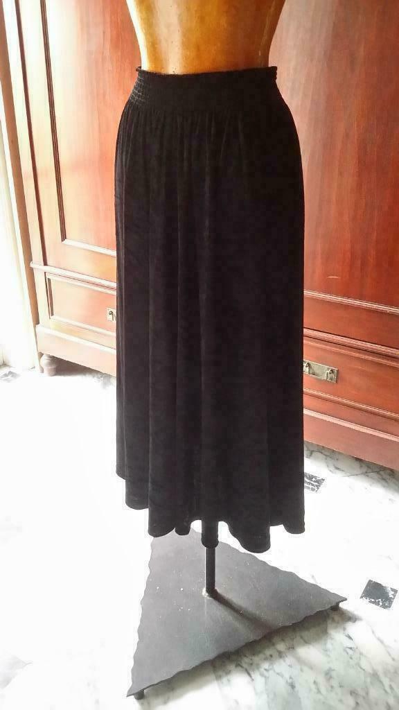 Jupe longue en velours noir avec bande élastique neuve, Neuf, Taille 38/40 (M), Enlèvement ou Envoi, Vero Moda