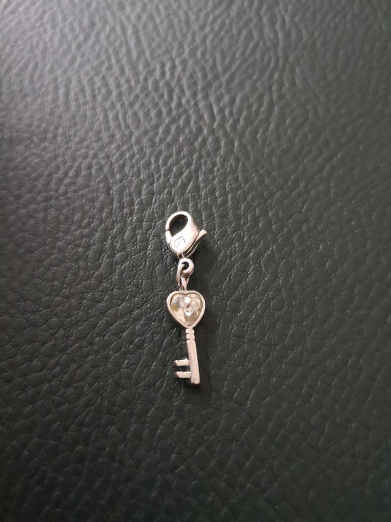 Swarovski bedeltje, Ophalen of Verzenden, Zo goed als nieuw