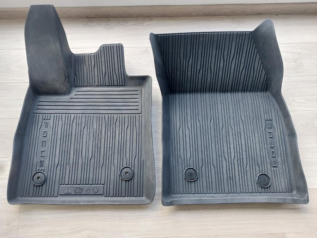 Tapis de voiture en caoutchouc Ford Focus d'origine, Enlèvement, Comme neuf