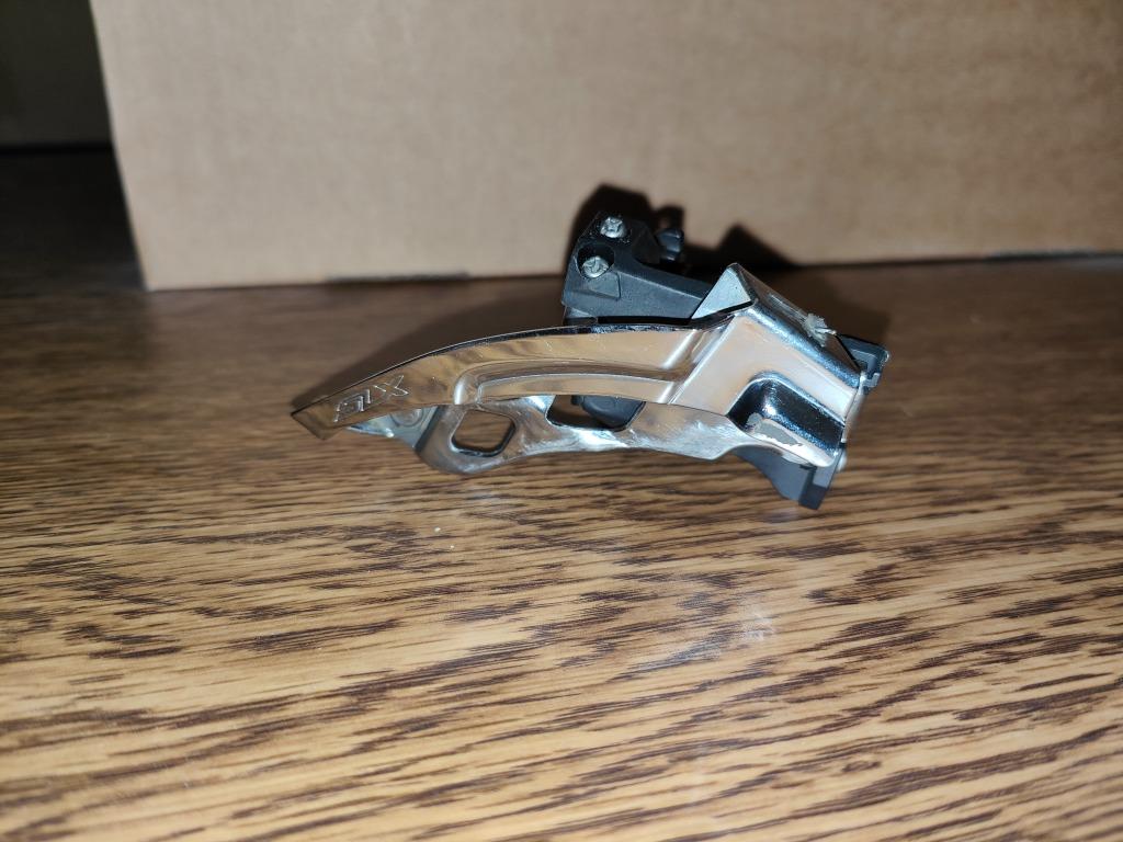 Shimano SLX (FD-M670) voorderailleur MTB (triple speed), Ophalen of Verzenden, Gebruikt, Derailleur of Ketting, Shimano