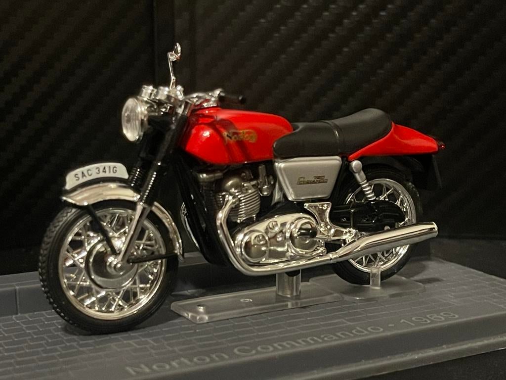 Norton Commando 1969 1/24e, Collections, Enlèvement ou Envoi, Comme neuf