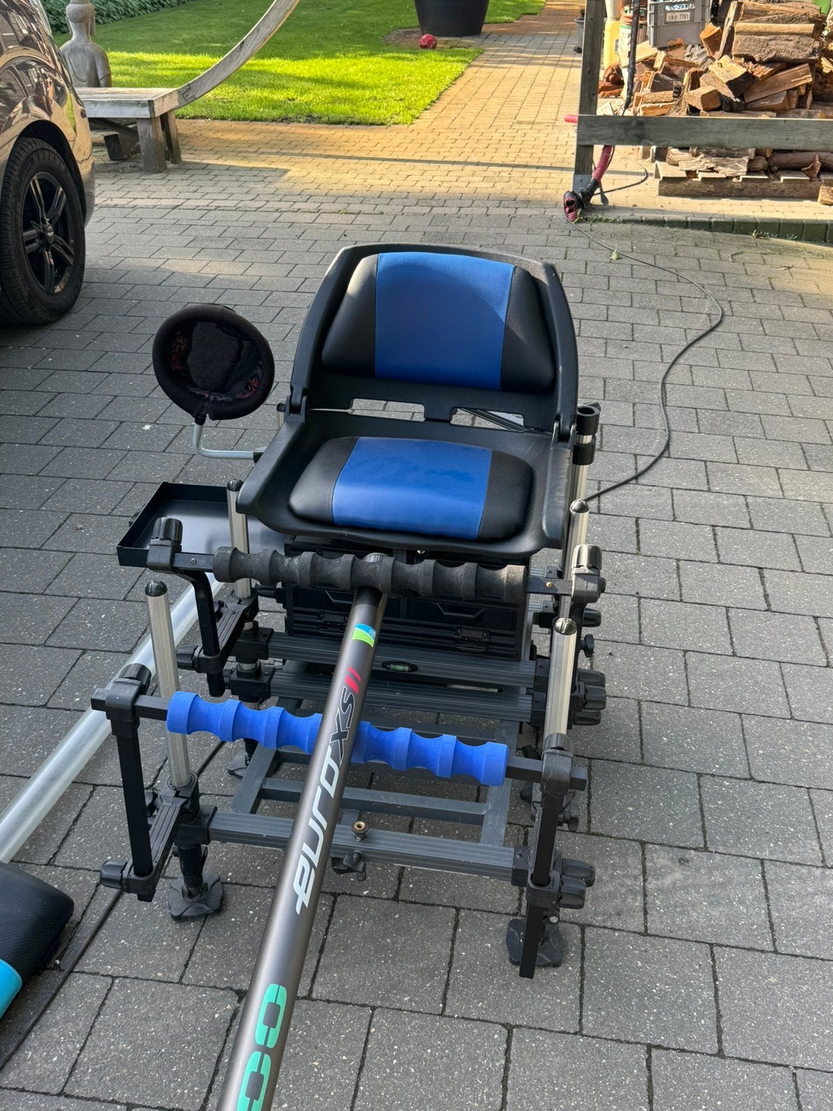 Viskist met zetel, Ophalen, Zo goed als nieuw, Complete set