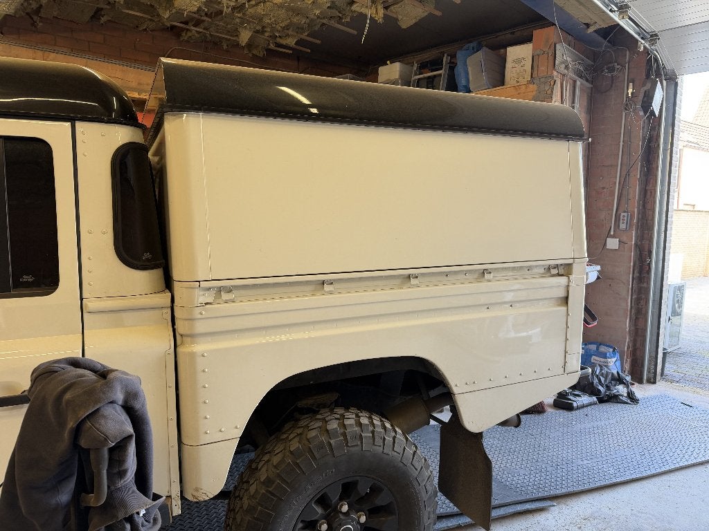 Hard top Land Rover Defender 130, Autos : Pièces & Accessoires, Enlèvement, Utilisé, Land Rover, Haillon arrière