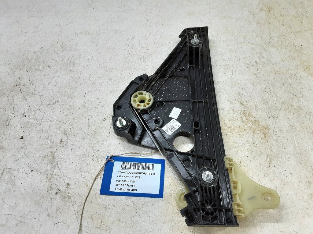 MECANISME VITRE ARRIÈRE GAUCHE Clio V (RJAB) (827217837R), Renault, Utilisé, Peter-Huppertz-Straße 5
51063  Köln, DE, Dialog.deutschland@renault.de