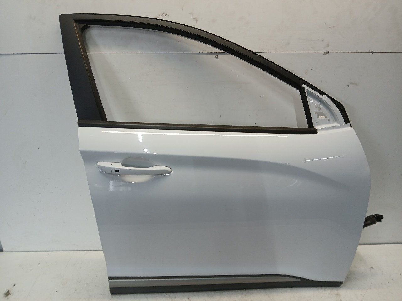 Portier rechts voor Hyundai Kona, Onderdelen@venauto.nl, Van der Ven Autorecycling B.V., Gebruikt, Ettenseweg 76, 4706 PB Roosendaal, The Netherlands