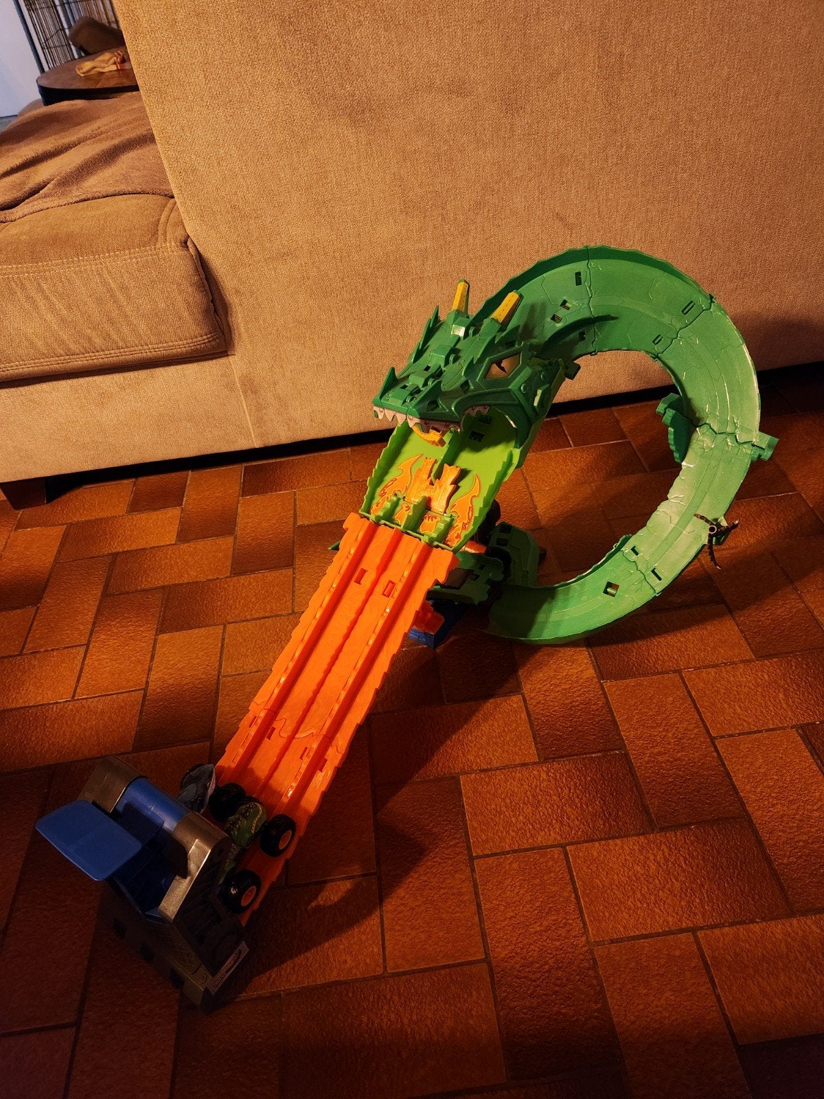 hot wheels monster trucks dragon, Comme neuf, Enlèvement, Circuit, Hot Wheels