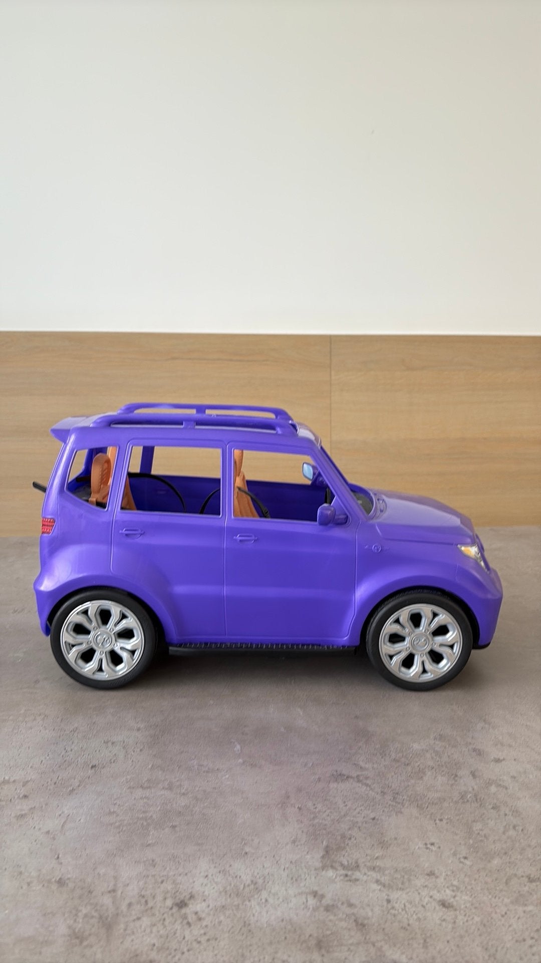 Paarse auto Barbie, Kinderen en Baby's, Ophalen, Zo goed als nieuw