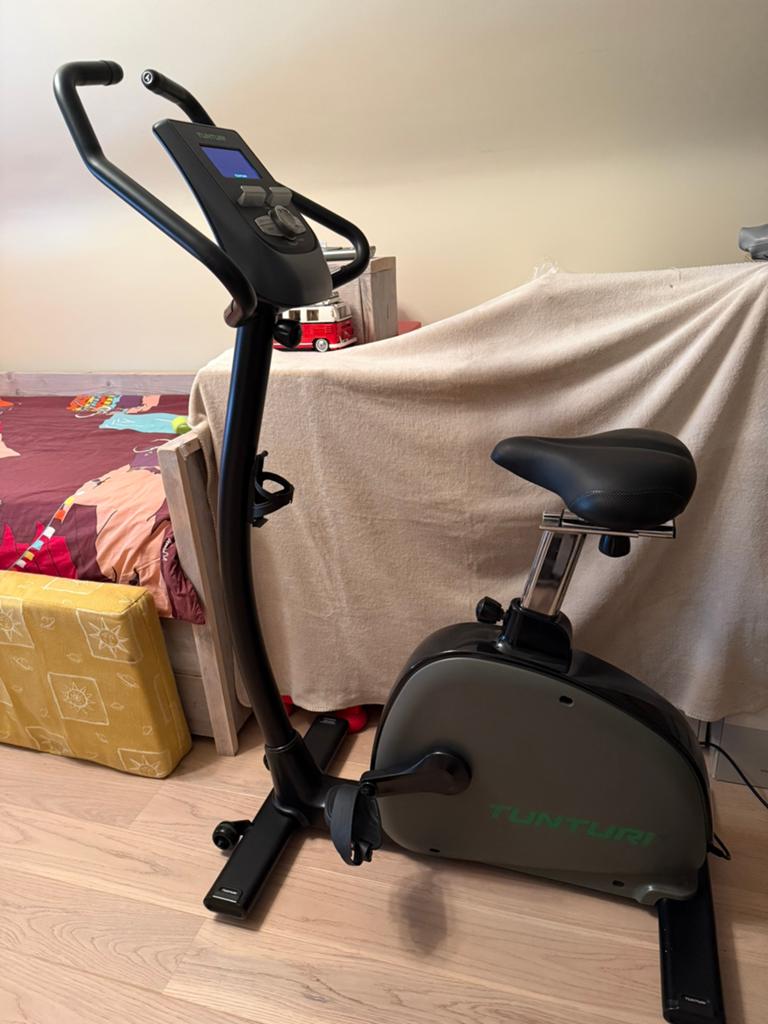 Tunturi E60 hometrainer, Ophalen, Zo goed als nieuw, Hometrainer